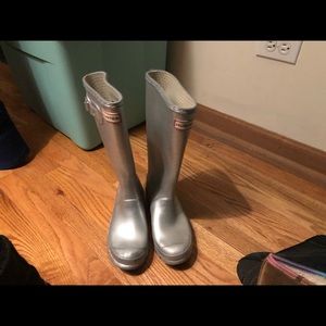 Hunter Boots Girls Size 4 Silver